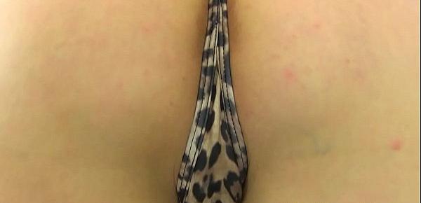  British milf Mouse loves to stuff her fanny with things